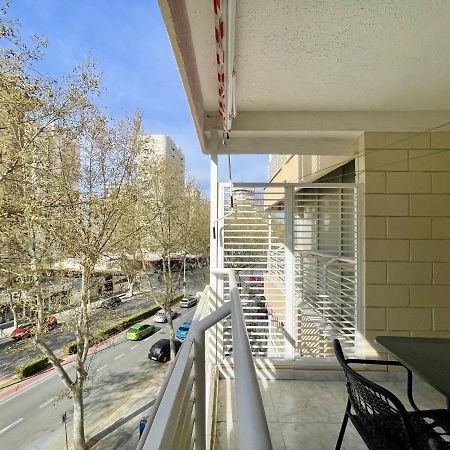 Magnificent Mediterraneo Apartment Benidorm Bagian luar foto