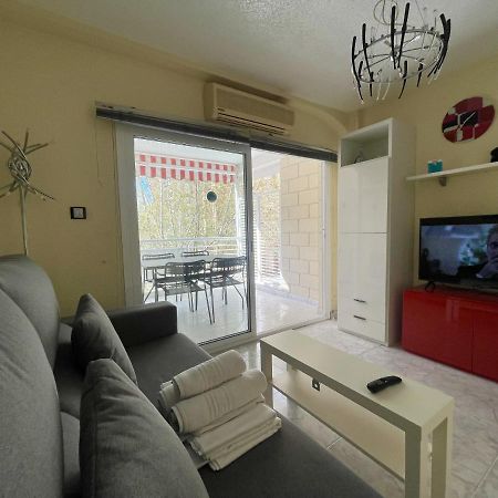 Magnificent Mediterraneo Apartment Benidorm Bagian luar foto