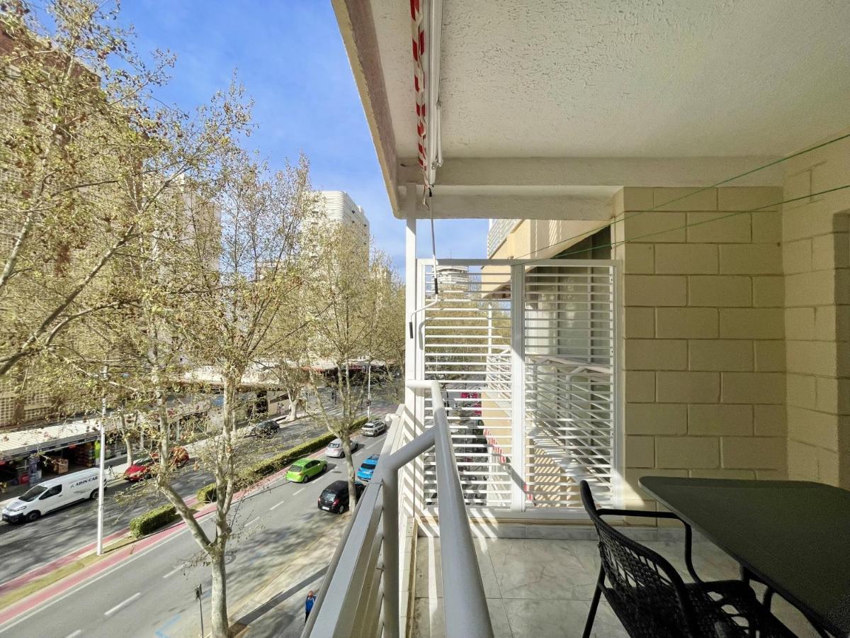 Magnificent Mediterraneo Apartment Benidorm Bagian luar foto