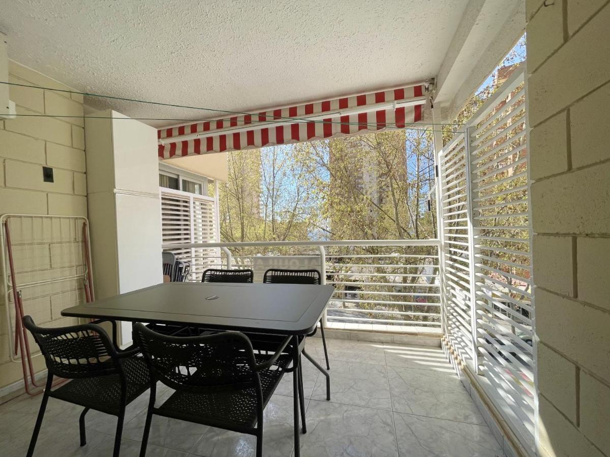 Magnificent Mediterraneo Apartment Benidorm Bagian luar foto
