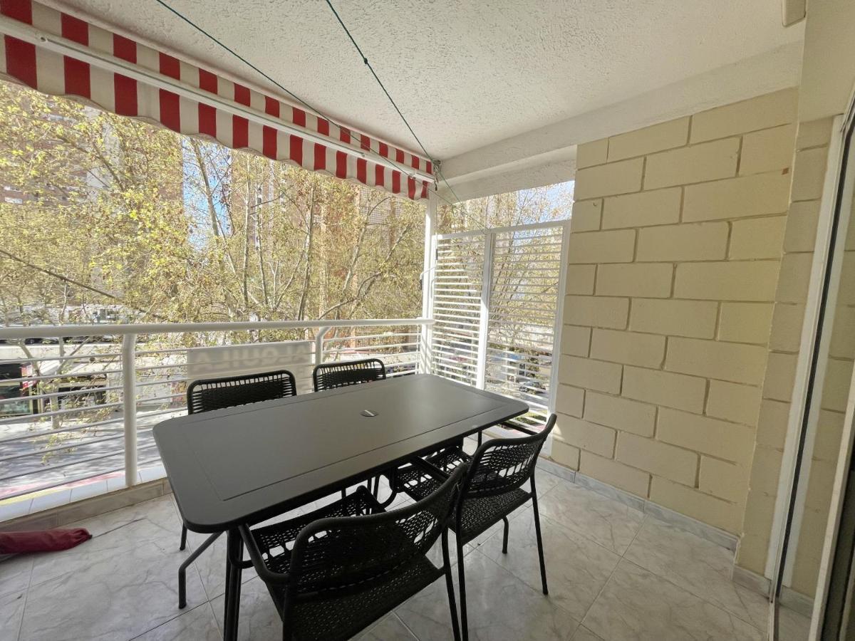 Magnificent Mediterraneo Apartment Benidorm Bagian luar foto